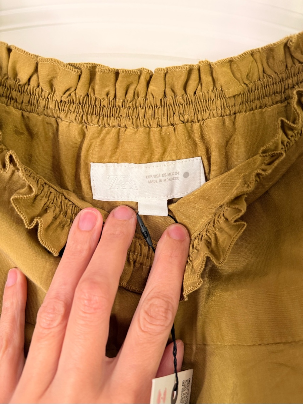 Zara Tiered Ruffle Midi Skirt, NWT, XS - Picture 3 of 3